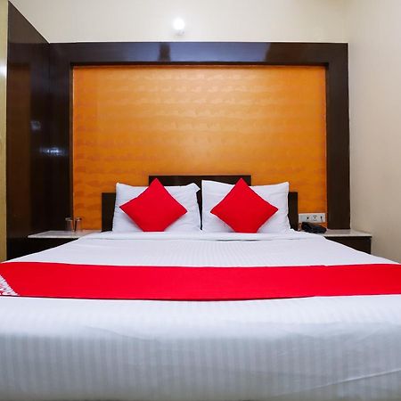 Hotel O J P Inn Near Patel Nagar Metro Station 뉴델리 외부 사진