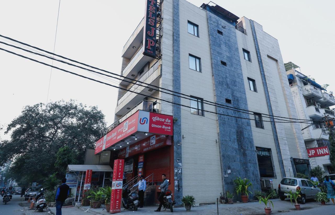 Hotel O J P Inn Near Patel Nagar Metro Station 뉴델리 외부 사진
