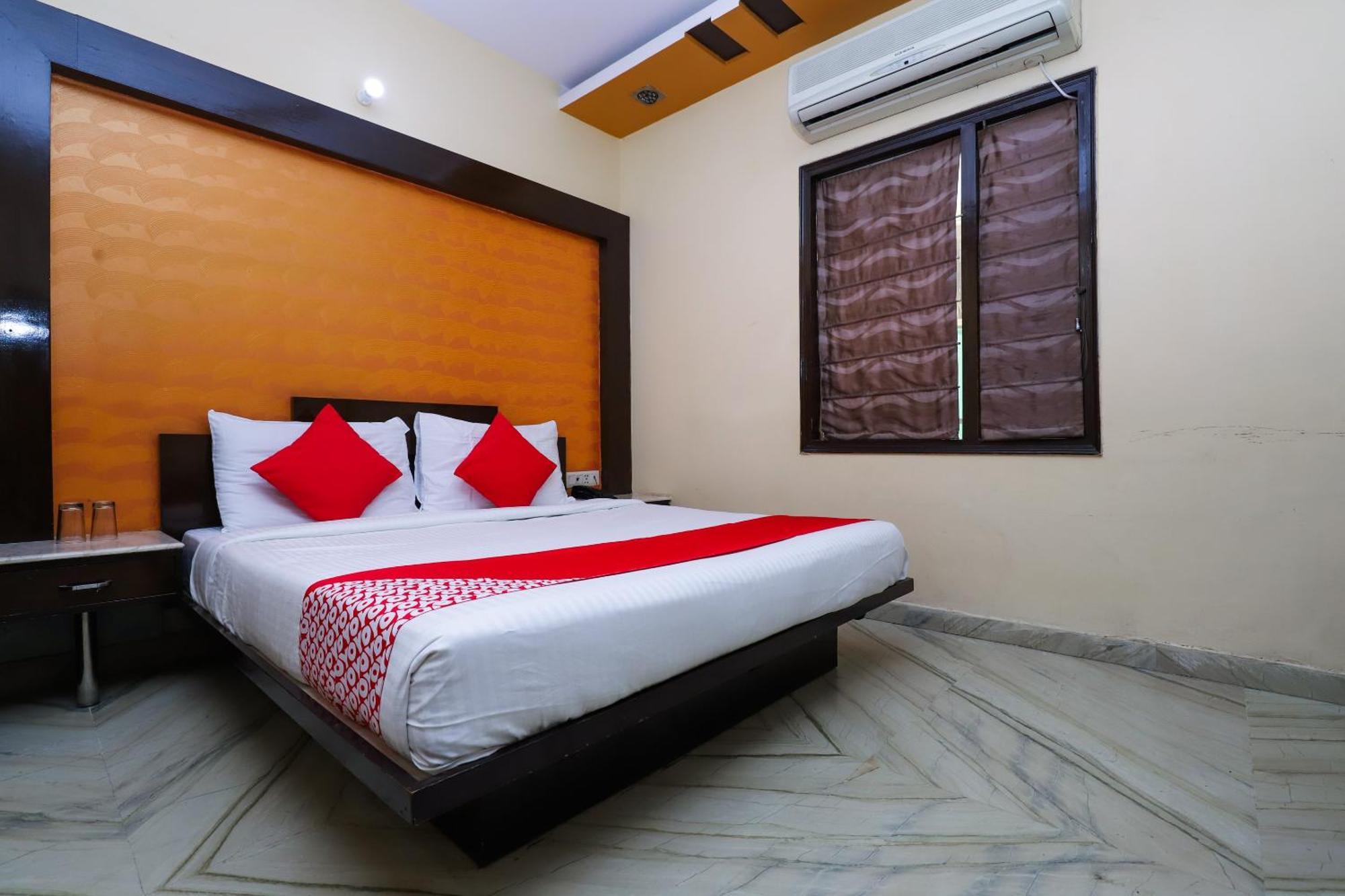 Hotel O J P Inn Near Patel Nagar Metro Station 뉴델리 외부 사진