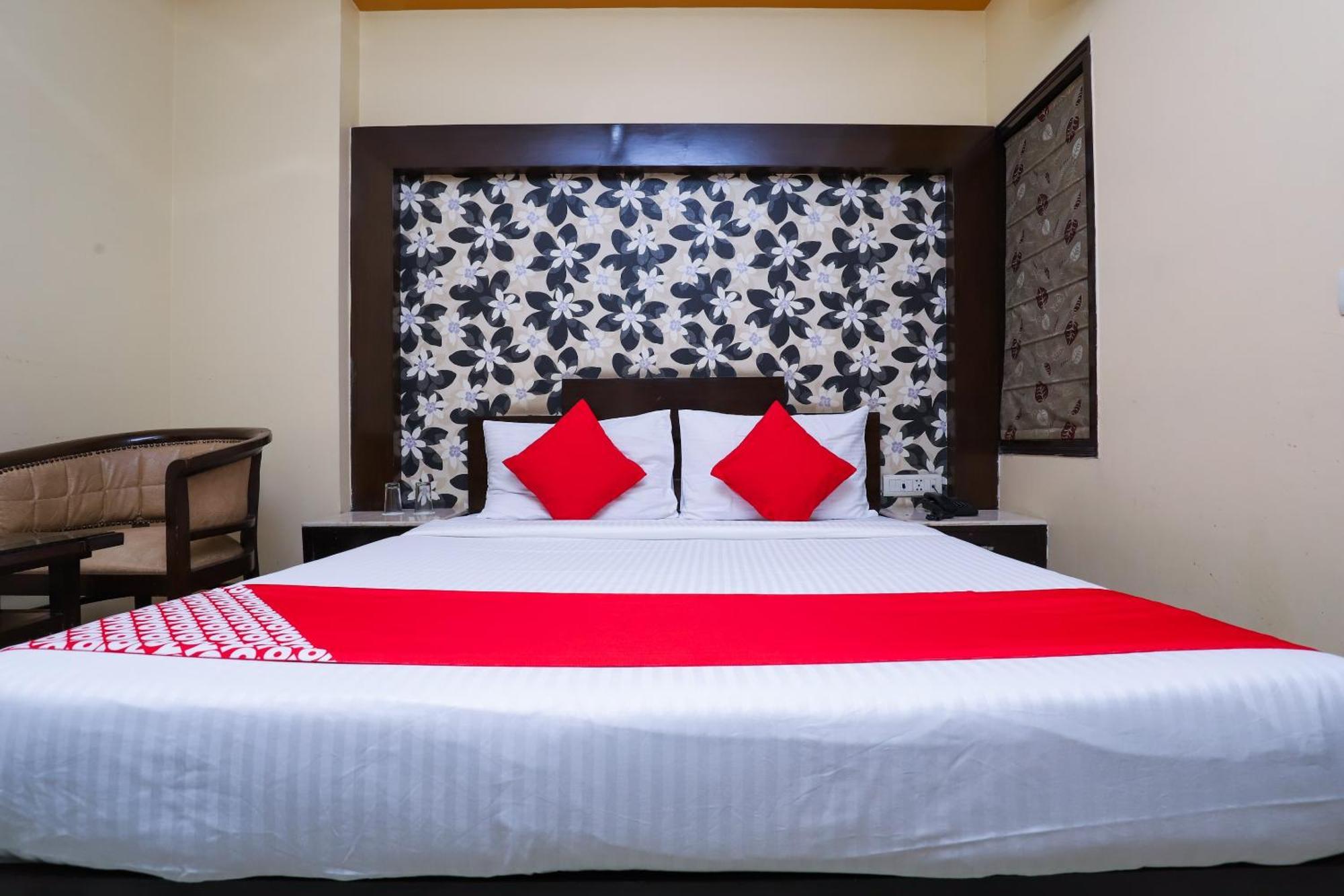 Hotel O J P Inn Near Patel Nagar Metro Station 뉴델리 외부 사진